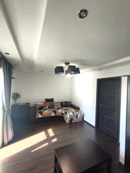 Piata Sudului, Berceni, apartament 2 camere, loc parcare inclus, 490 EUR