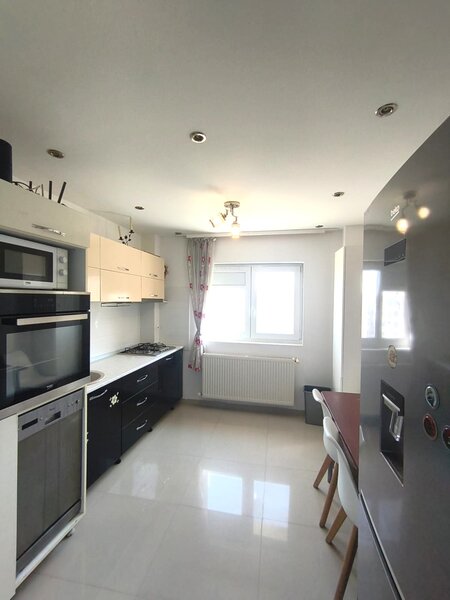 Piata Sudului, Berceni, apartament 2 camere, loc parcare inclus, 490 EUR